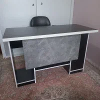 میز و صندلی