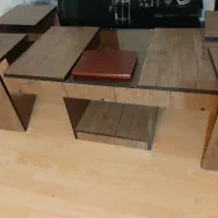 میز جلو‌مبلی به‌همراه چهارتا عسلی