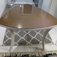 میز غذا خوری کاملا سالم با شیشه