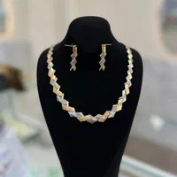 نیمست دورو زیباتمام تراش بدون اجرت و مالیات فقط ۶٪|جواهرات|رشت, بازار|دیوار