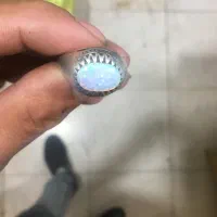 انگشتر. اوپال