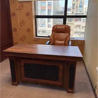 میز چوبی شیک اداری