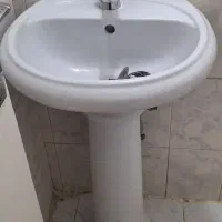 روشویی پایه دار