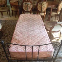 دو عدد تخت فرفوژه