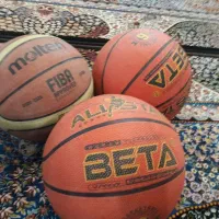 سه عدد توپ بسکتبال|ورزش‌های توپی|فردیس, منظریه|دیوار