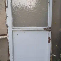سه عدد درب آهنی