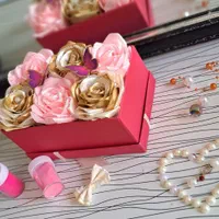 گل رز روبانی،جاودانه