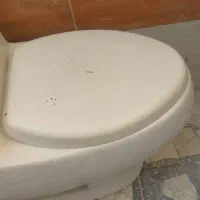 یک عدد توالت فرنگی ویه عدد روشویی با قیمت مناسب