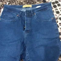 شلوار لی و کتان|لباس|ساری, |دیوار