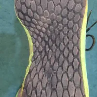 کفش اسپرت|کیف، کفش، کمربند|صدرا-فارس, فاز ۱|دیوار