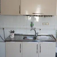 کابینت و یخچال