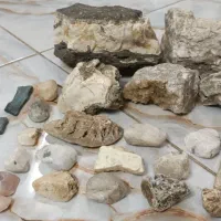 سنگ های قیمتی|کلکسیون اشیاء عتیقه|املش, |دیوار