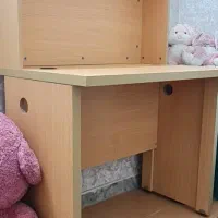 میز تحریر با جا کتابی در حد نو|میز تحریر و کامپیوتر|تهران, امیر بهادر|دیوار