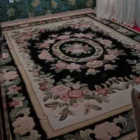 یک تخته فرش ۹ متری گل برجسته سالم ۸۰۰مقطوع