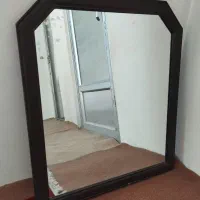 یک عدد آینه|آینه|فلاورجان, |دیوار