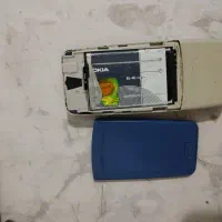 گوشی نوکیا ۱۱۱۰ و صا ایران و تاشو و تعدادی لوازم|موبایل|شیراز, دارالرحمه|دیوار