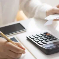 حسابدار خانوم