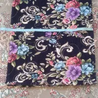 رو متکایی و رو بالشی|رختخواب، بالش، پتو|قم, سید معصوم|دیوار