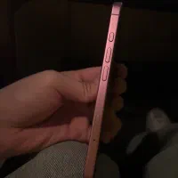 آیفون ۱۶ نرمال صورتی