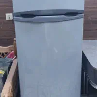 یخچال فریزر در حد نو