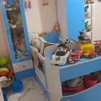 سرویس تخت خواب کمد ویترین فرش ۴ متری