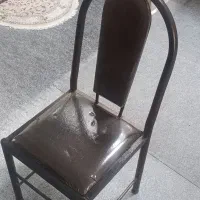 صندلی فلزی در حد نو تعداد ۱۰ عدد