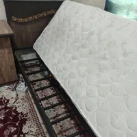 تخت خواب  همراه با تشک|تخت و سرویس خواب|کرج, منظریه|دیوار