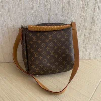 کیف مستر لویی ویتون|کیف، کفش، کمربند|مراغه, |دیوار