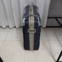 چمدان خارجی|کیف، کفش، کمربند|مشهد, راهنمایی|دیوار