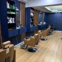 استخدام فشیال کار/پدیکورومانیکور کار/وردست آرایشگر|استخدام درمانی، زیبایی، بهداشتی|تهران, حر|دیوار