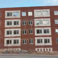 واحد ۹۶ متری کلید نخورده - مهاجران