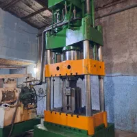 پرس هیدرولیک چهارستون المانی