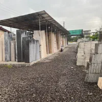 استخدام کارگر برش‌کار سنگ در سنگ‌فروشی