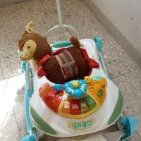 روروک و تخت بچه