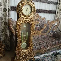 ساعت قدی میزتلویزیون