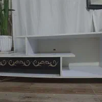 میز زیر تلویزیونی