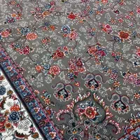 ۴ عدد فرش ۹ متری و ۲ عدد ۶ متری|فرش|پرند, فاز ۴|دیوار