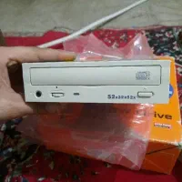 یک عدد سی دی رایتر نو  cD-RW Drive