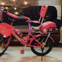 قرمز خوش رنگ