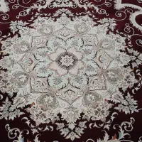 فرش زمینه زرشکی