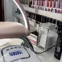 اجاره میز برای ناخنکاران محترم