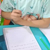 معلم خصوصی(امورش جذاب فارسی وریاضی حل تمرین کلاسی)