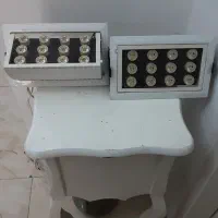 ۲ عدد چراغ سقفی مستطیلی گردان