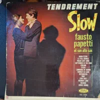 تعدادی صفحات گرامافون قدیمی کلکسیونی کمیاب|کلکسیون اشیاء عتیقه|تهران, اختیاریه|دیوار