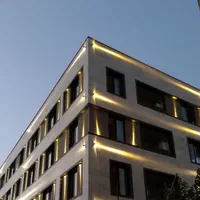 ساختمان اداری ۱۲۰۰ متری فول خوش لوکیشن