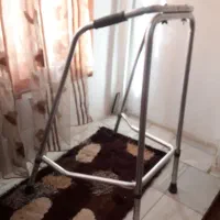 واکر المنیومی