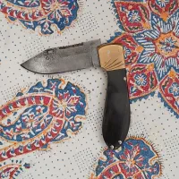 چاقو جیبی ضامن دار فولاد دمشقی