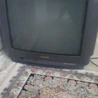 تلویزیون و تخت بچه