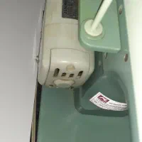 چرخ خیاطی ژانومه ۶۷۰ با میز
