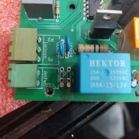 تعمیر تخصصی انواع برد الکترونیکی|خدمات پیشه و مهارت|صفادشت, |دیوار